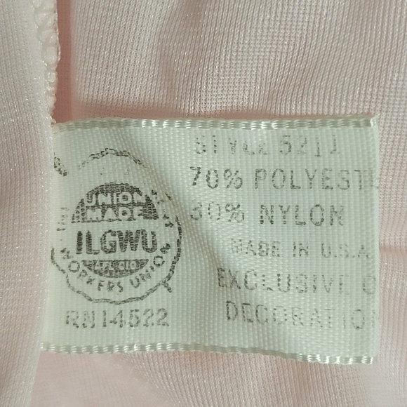 Vintage Cheoette Ruffled Nightgown. - Picture 11 of 13